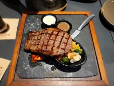 Collin's Jurong Point