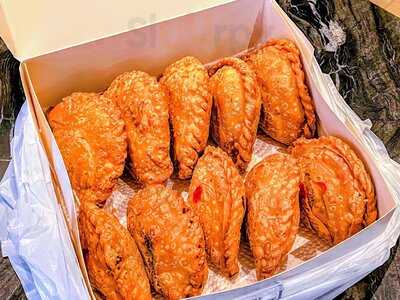 Tanglin Crispy Curry Puff