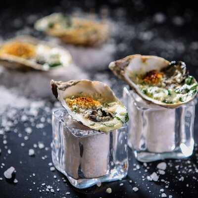 Perle Noire Oyster & Grill Bar