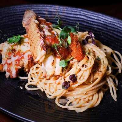 Perle Noire Oyster & Grill Bar