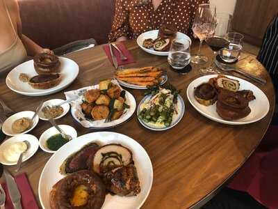 Club Street Wine Room