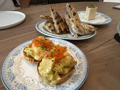 Club Street Wine Room