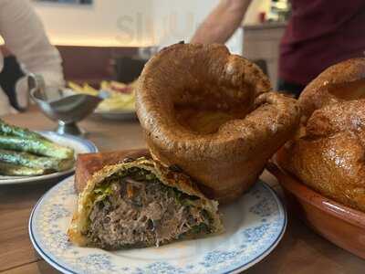 Club Street Wine Room