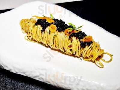 6ixty 7even Restaurant & Bar