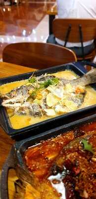 Ju Bao Xuan Mala Hotpot