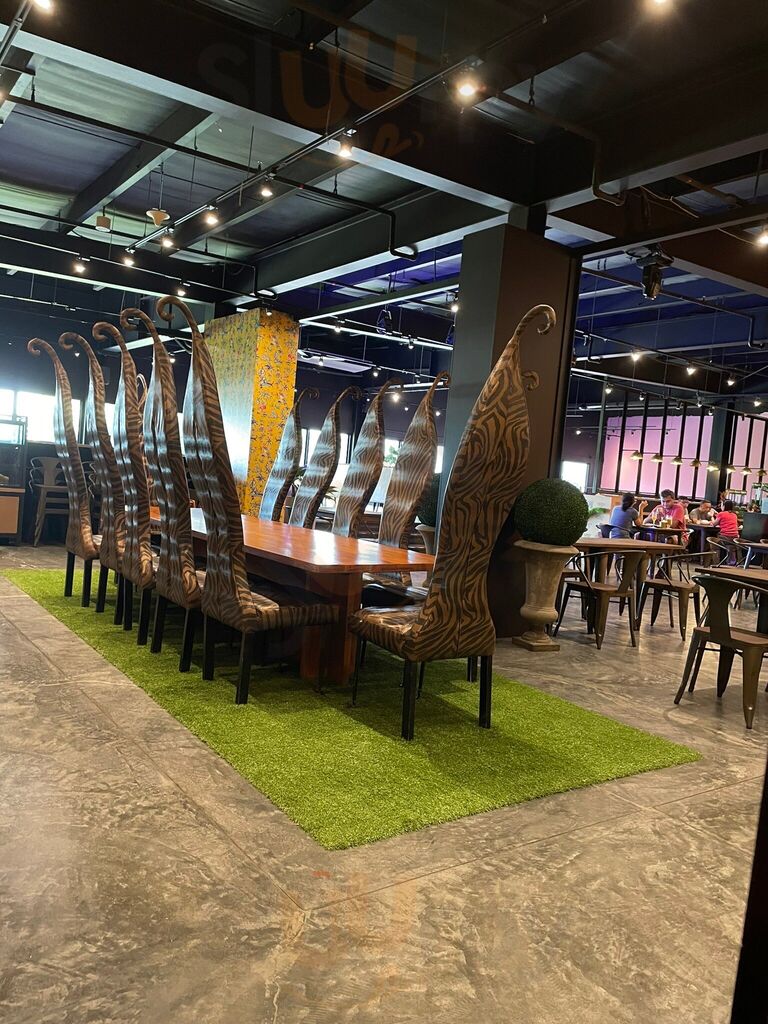 Tribeca Bistro & Bar