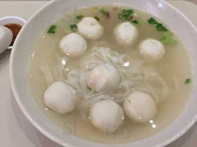 Cheng Fa Prawn And Fishball Noodles