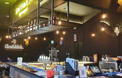 Southwest@punggol Restaurant & Bar