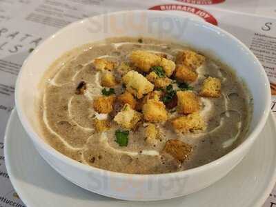 Burrata Joy & Gustavo Lapasta