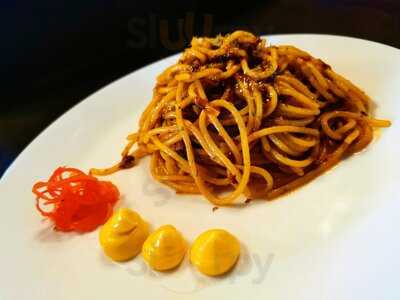 Symphony Cafe Lounge