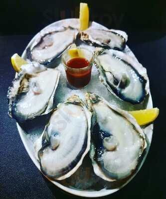 Symphony Cafe Lounge