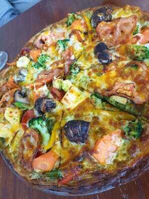 Lazy Lizard Flora Vista