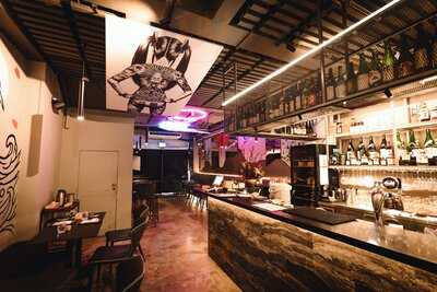 Iko Restaurant & Bar