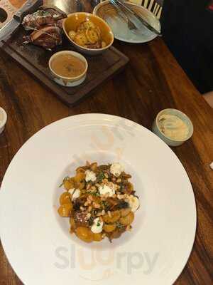 Loulou - French Cuisine & Wine Bar