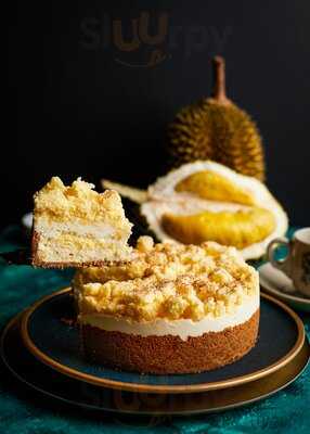 Cat & The Fiddle (raffles Xchange)