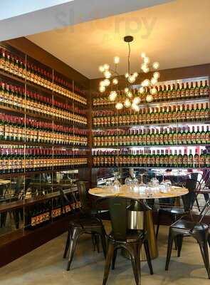 L'entrecote The Steak & Fries Bistro - Holland Village