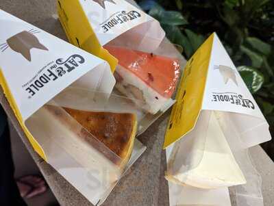 Cat & The Fiddle (junction 8)