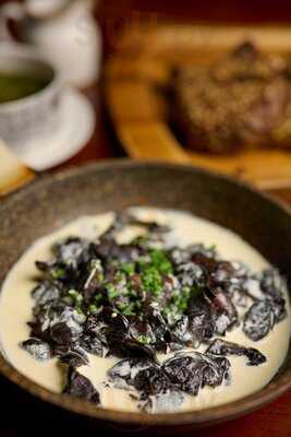 Tomahawk Contemporary Steakhouse