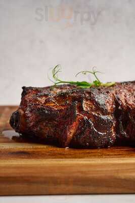 Tomahawk Contemporary Steakhouse