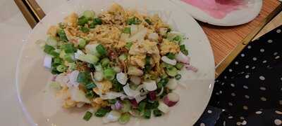 Nyonyas & Gentlemen Restaurant