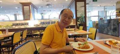 Nyonyas & Gentlemen Restaurant