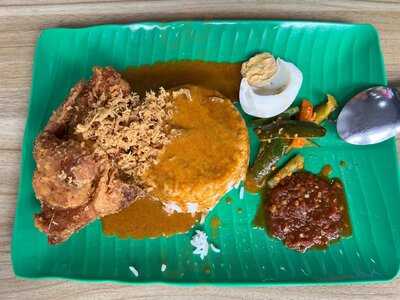 Yes! Nasi Kukus Steam Rice Fried Chicken