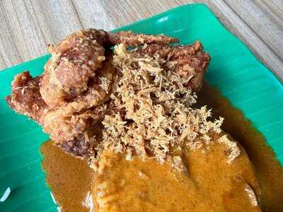 Yes! Nasi Kukus Steam Rice Fried Chicken