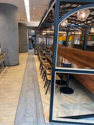 Earle Swensen's - Jewel