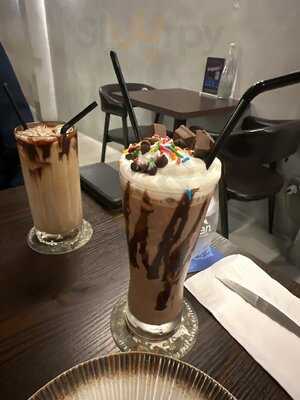 The Bond Restaurant & Bar