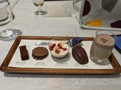 Mr. Bucket Chocolate Factory