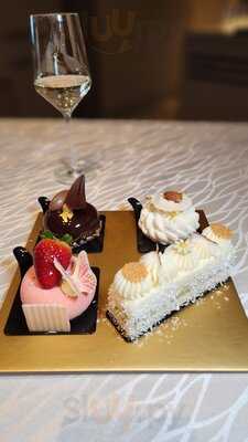 The Nest At One Farrer