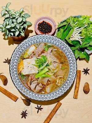 Bistro Eminami Halal Vietnam