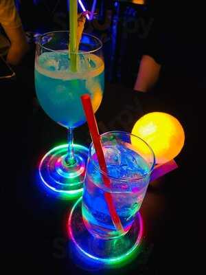 Moon Rooftop Bar And Lounge Pte. Ltd.