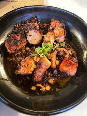 Tinto Spanish Restaurant Sg