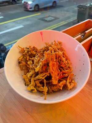 Kelo Cafe + Gastrobar