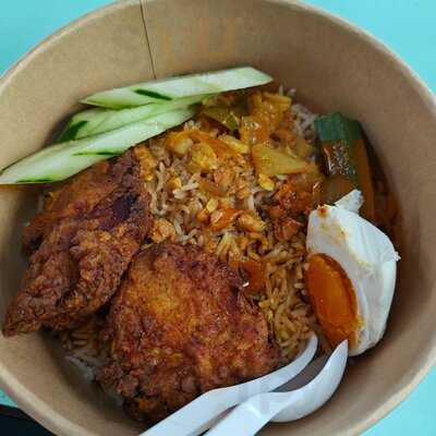 Quick Muthu (india Curry Rice Set)