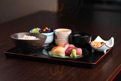 Okasa Sushi Bar By Daiyusan