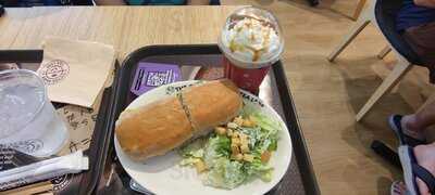 The Coffee Bean & Tea Leaf