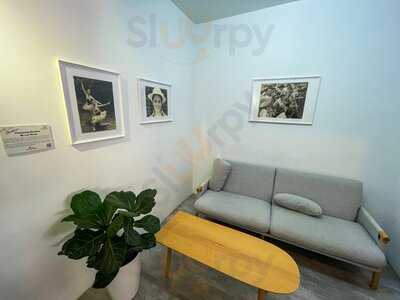 He Community Coffee - Roastery