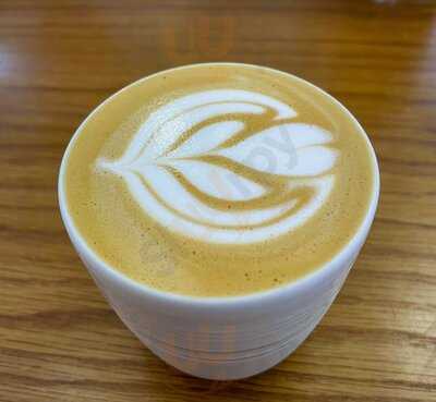 He Community Coffee - Roastery