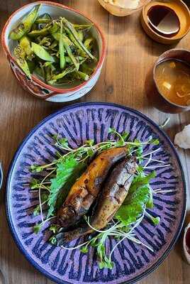 Omu Nomu Craft Sake & Raw Bar