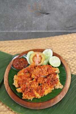 D'penyetz Hillion Mall