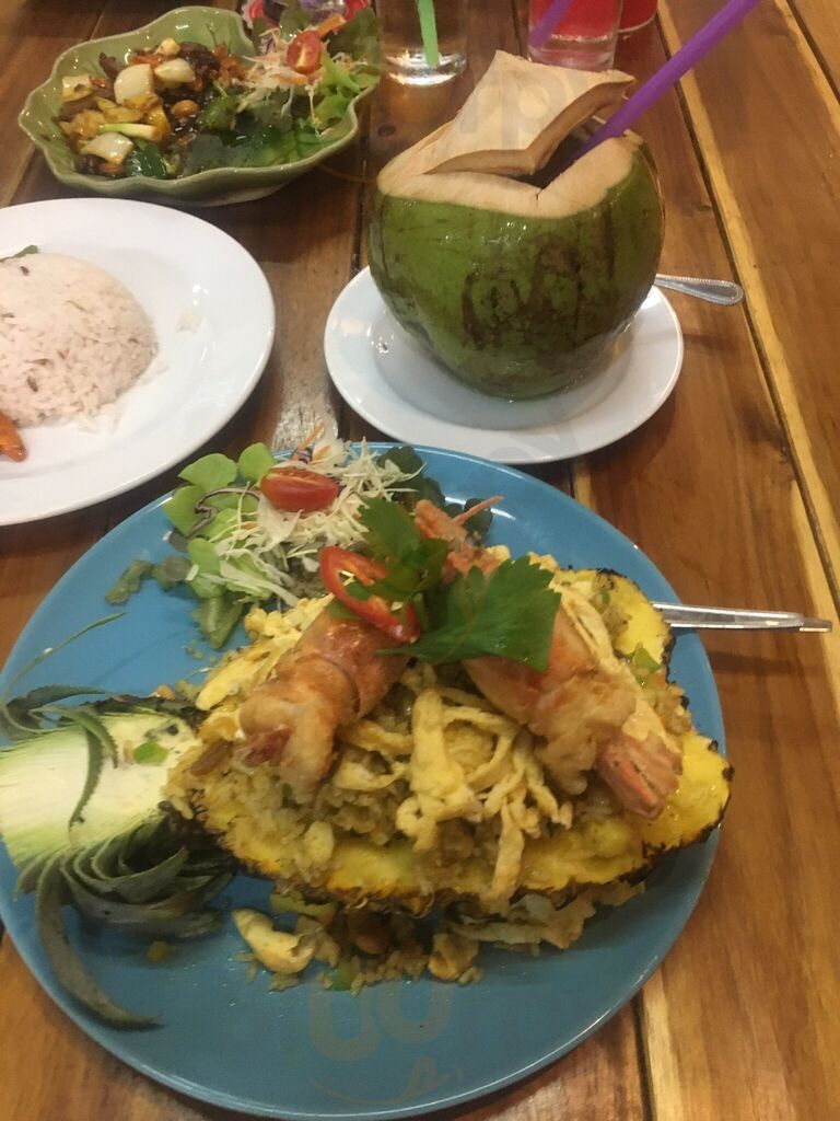@ Corner Restaurant