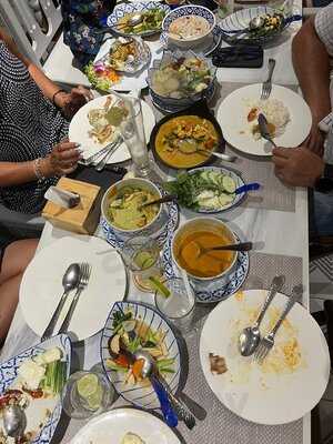 ร้านอาหาร ครัวเสวยซีฟู้ด