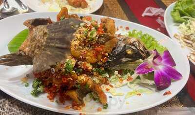 ร้านอาหารเขาเกตุ