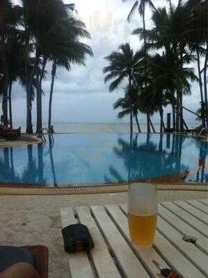 Waterline Restaurant & Bar