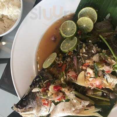 เดอะ ฟิช เรสเตอรองท์  (แม่น้ำ)