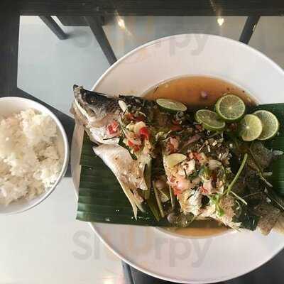 เดอะ ฟิช เรสเตอรองท์  (แม่น้ำ)