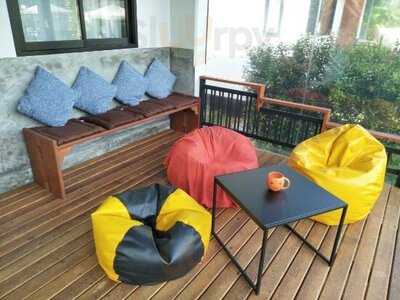 แสนสบายโฮมแอนด์รีสโต่บาร์