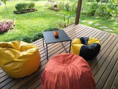 แสนสบายโฮมแอนด์รีสโต่บาร์